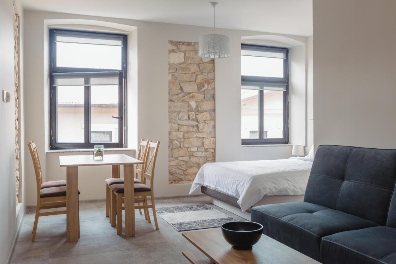Pod Jasna 28 Apartment Czestochowa Bagian luar foto